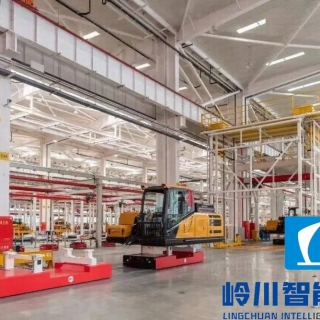 挖掘机总装流水线